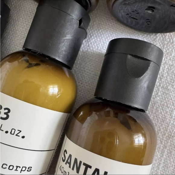 Le Labo Santal 33 Travel Set: Lotion, Shampoo, Conditoner, Soap - Lot of 20 - Picture 9 of 9